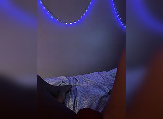 Cette française est en live sur Nasty.flirt !