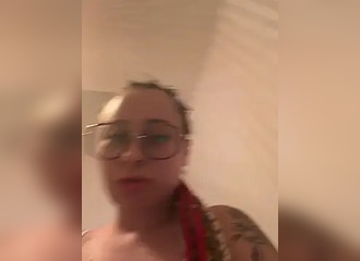 Cette française est en live sur Nasty.flirt !