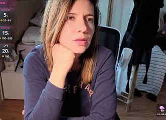 Cette française est en live sur Nasty.flirt !