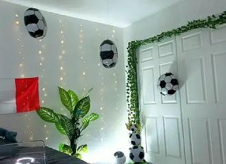 Cette française est en live sur Nasty.flirt !
