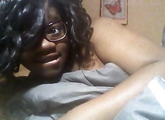 Show spécial doigtage pour cette amatrice black