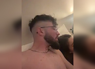 Cette française est en live sur Nasty.flirt !