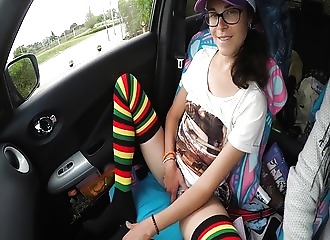Blowjob in car