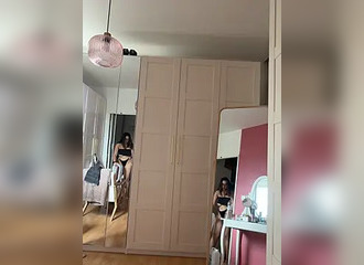 Cette française est en live sur Nasty.flirt !